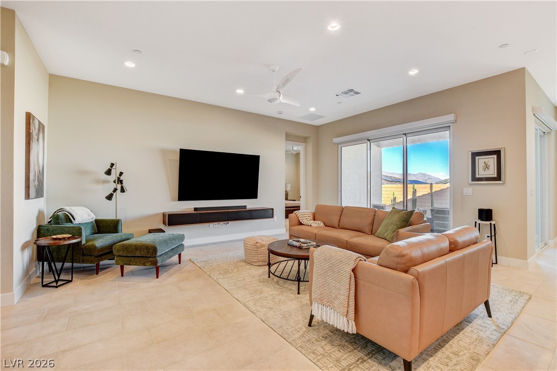 9006 Coastal Oaks Street Las Vegas NV 89166