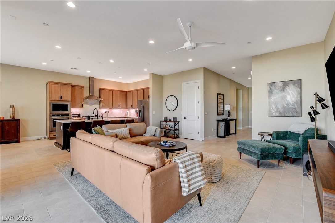 9006 Coastal Oaks Street Las Vegas NV 89166