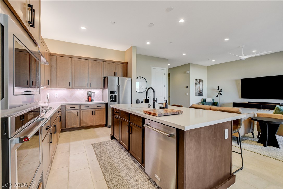 9006 Coastal Oaks Street Las Vegas NV 89166