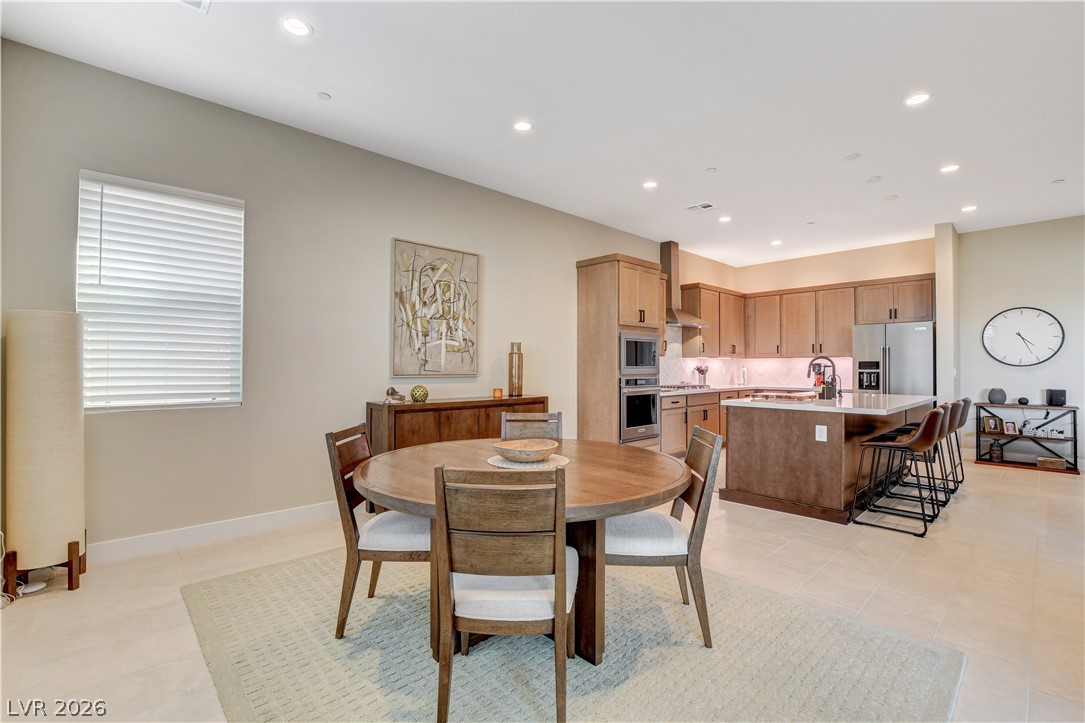 9006 Coastal Oaks Street Las Vegas NV 89166