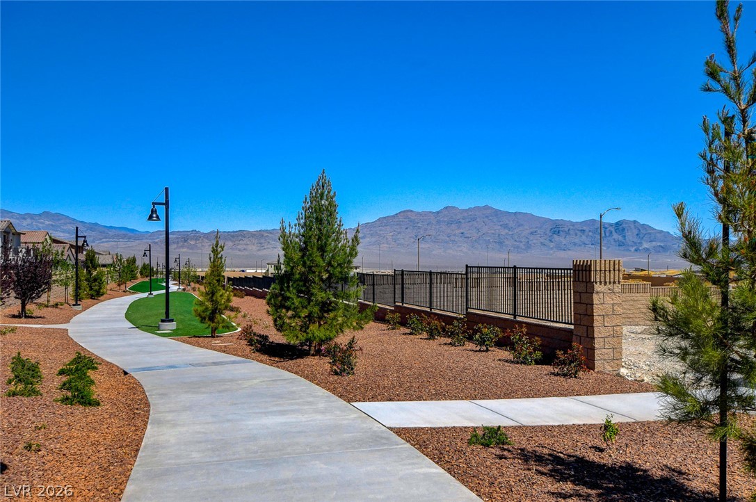 9006 Coastal Oaks Street Las Vegas NV 89166