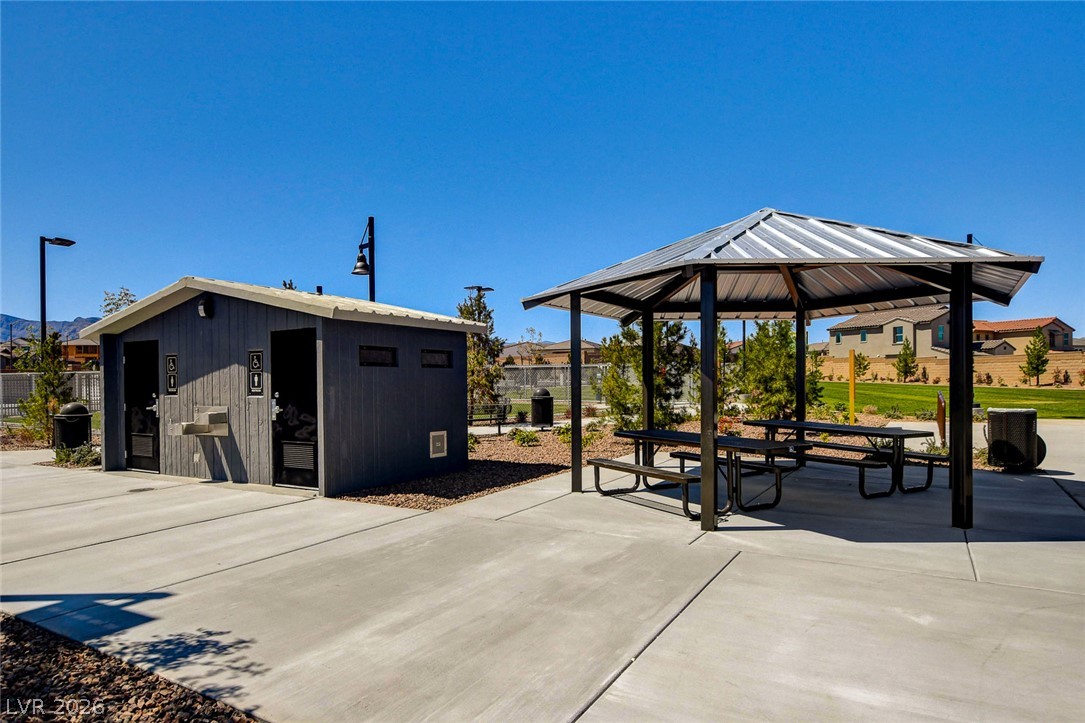 9006 Coastal Oaks Street Las Vegas NV 89166
