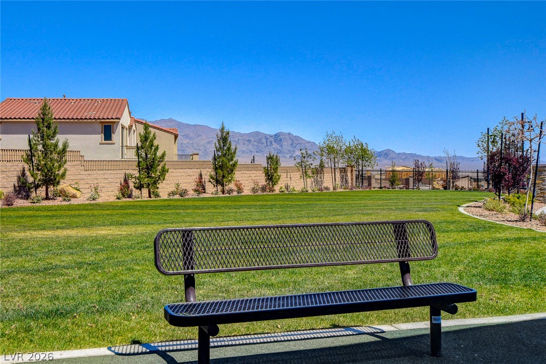 9006 Coastal Oaks Street Las Vegas NV 89166