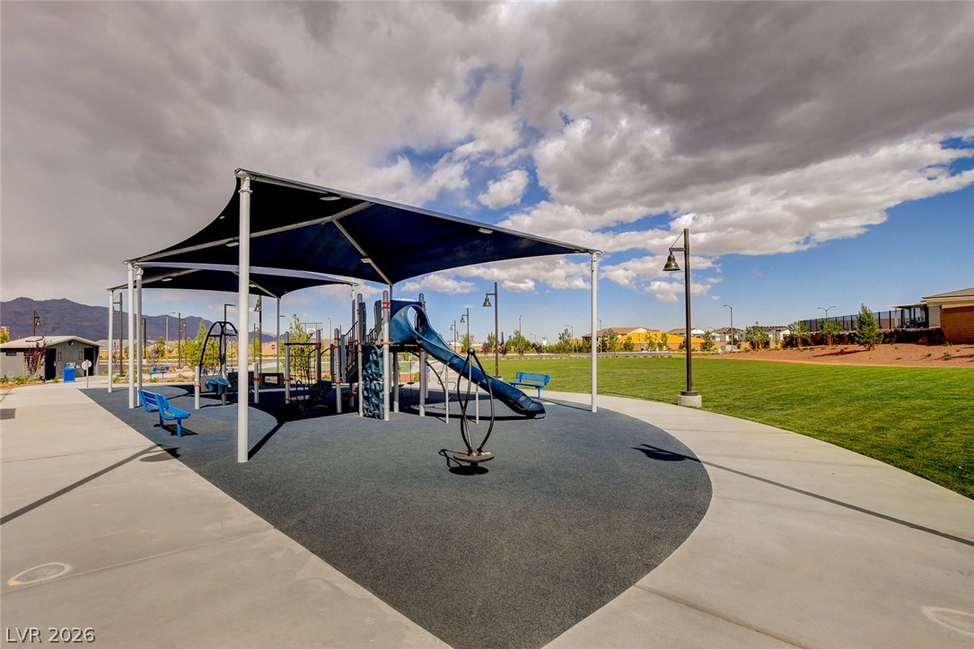 9006 Coastal Oaks Street Las Vegas NV 89166