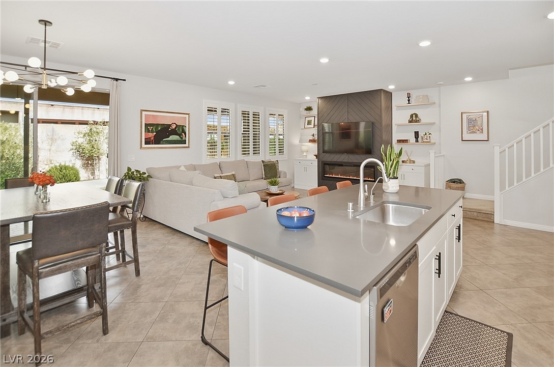 856 Riverlawn Place Las Vegas NV 89138