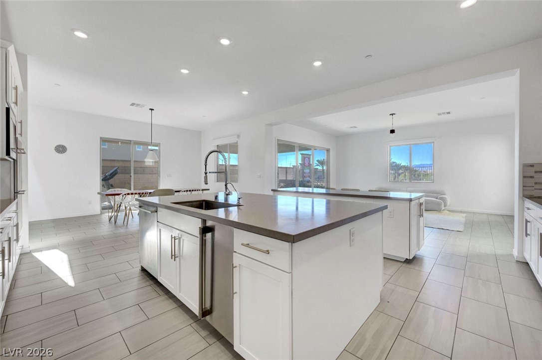 699 Glowing Horizon Street Henderson NV 89052