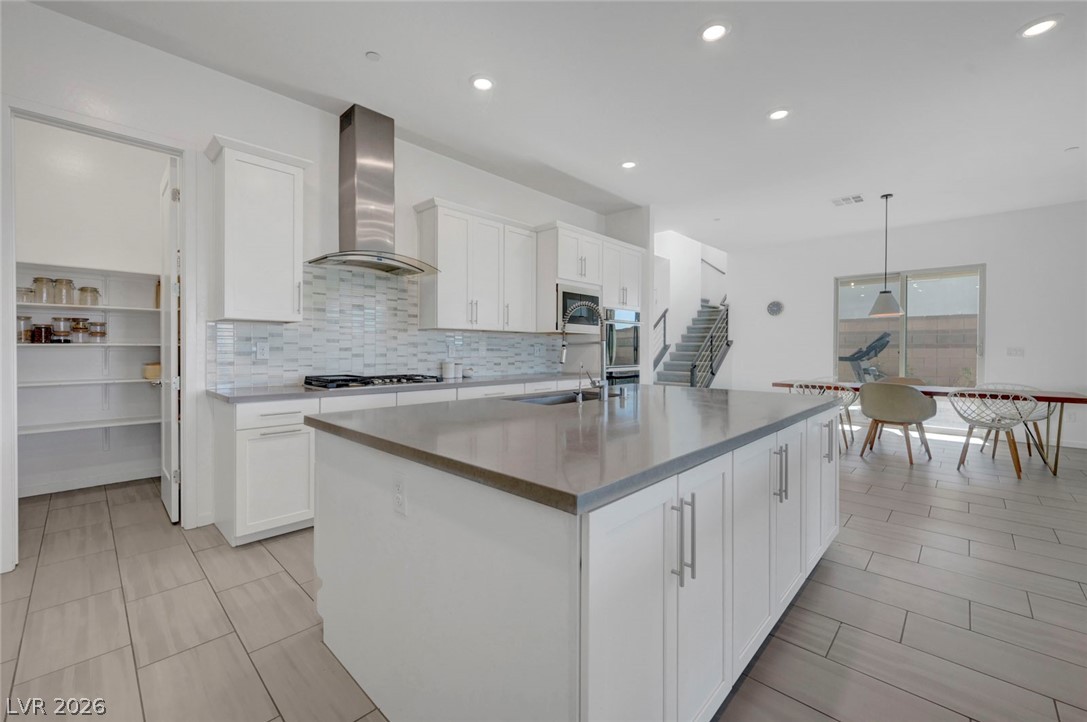 699 Glowing Horizon Street Henderson NV 89052