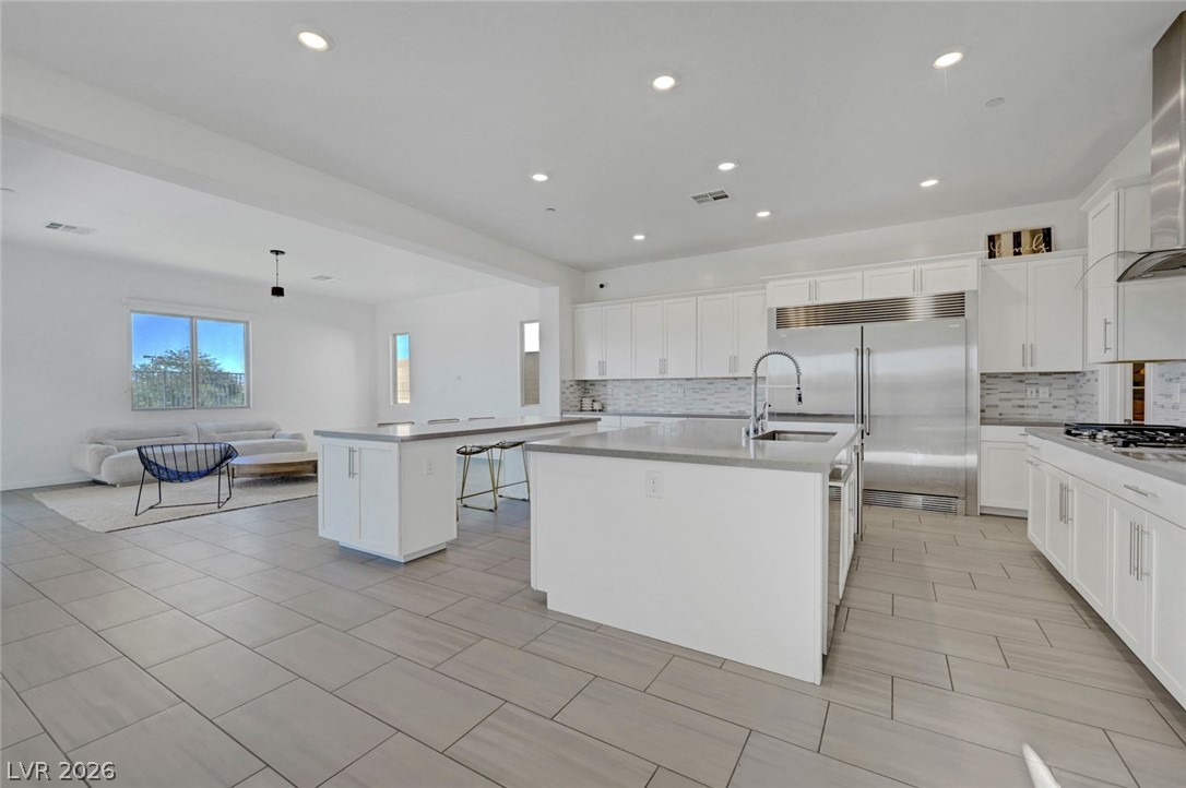 699 Glowing Horizon Street Henderson NV 89052