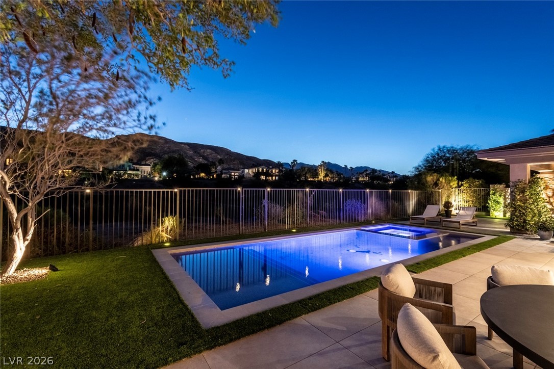 2797 Turtle Head Peak Dr Drive Las Vegas NV 89135