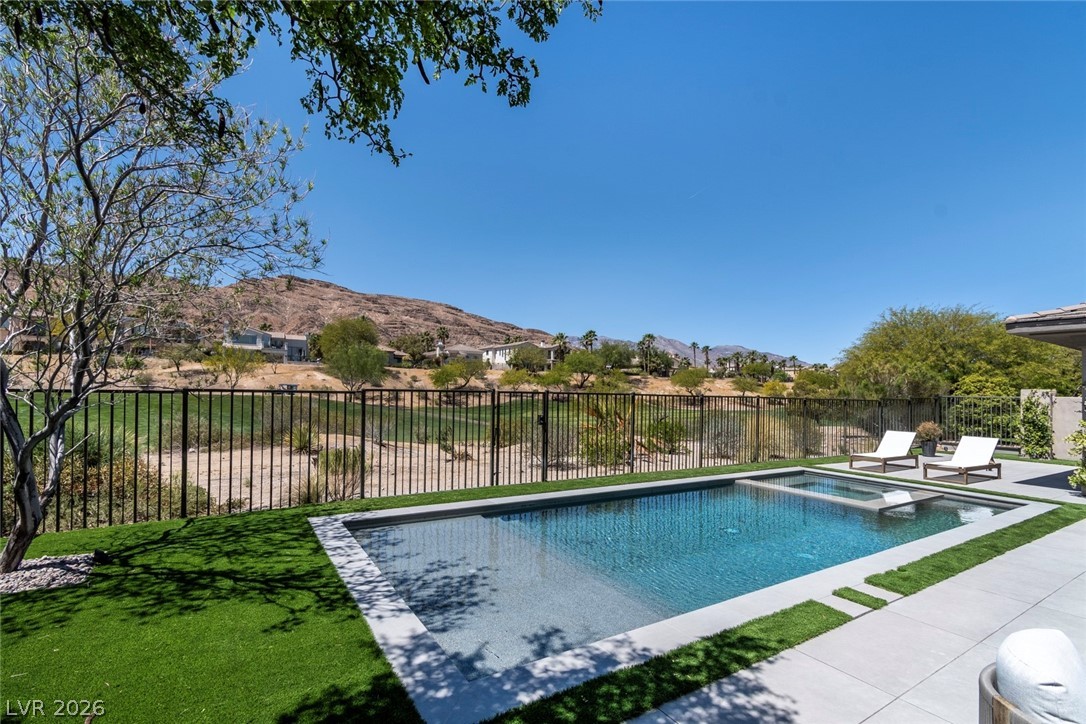 2797 Turtle Head Peak Dr Drive Las Vegas NV 89135