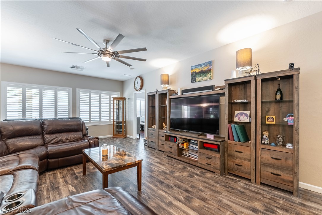 2120 Willow Wren Drive North Las Vegas NV 89084