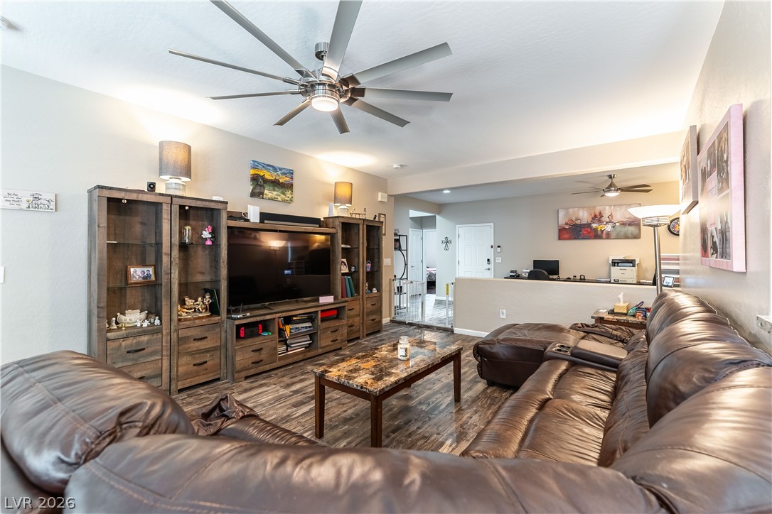 2120 Willow Wren Drive North Las Vegas NV 89084