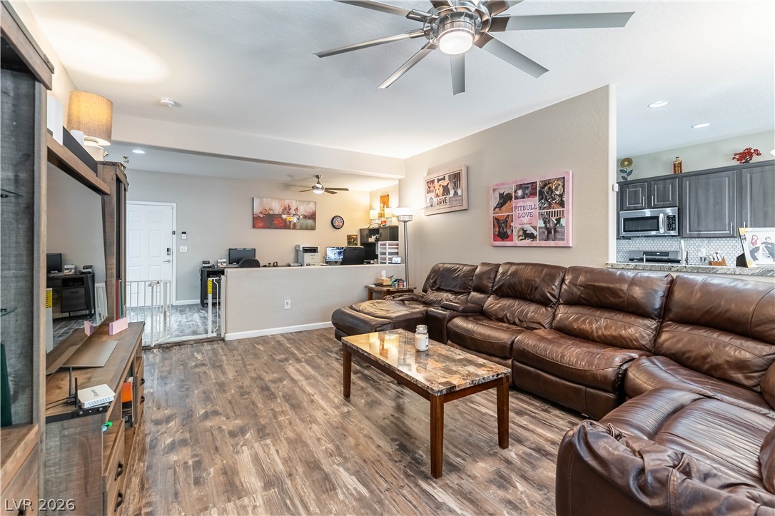 2120 Willow Wren Drive North Las Vegas NV 89084
