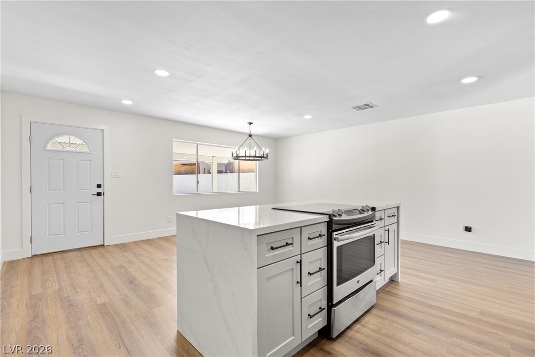 1921 Manhattan Drive Las Vegas NV 89106