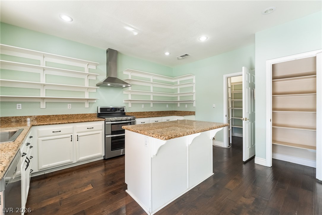 261 Timber Hollow Street Henderson NV 89012