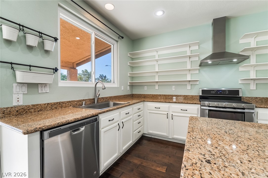 261 Timber Hollow Street Henderson NV 89012
