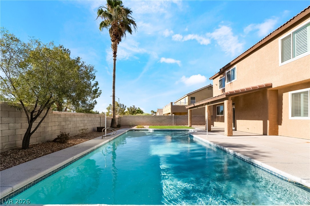 261 Timber Hollow Street Henderson NV 89012