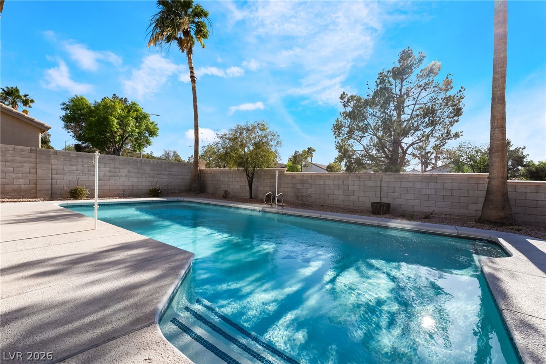 261 Timber Hollow Street Henderson NV 89012