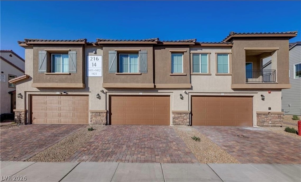 216 Callen Falls 1423 Henderson NV 89011