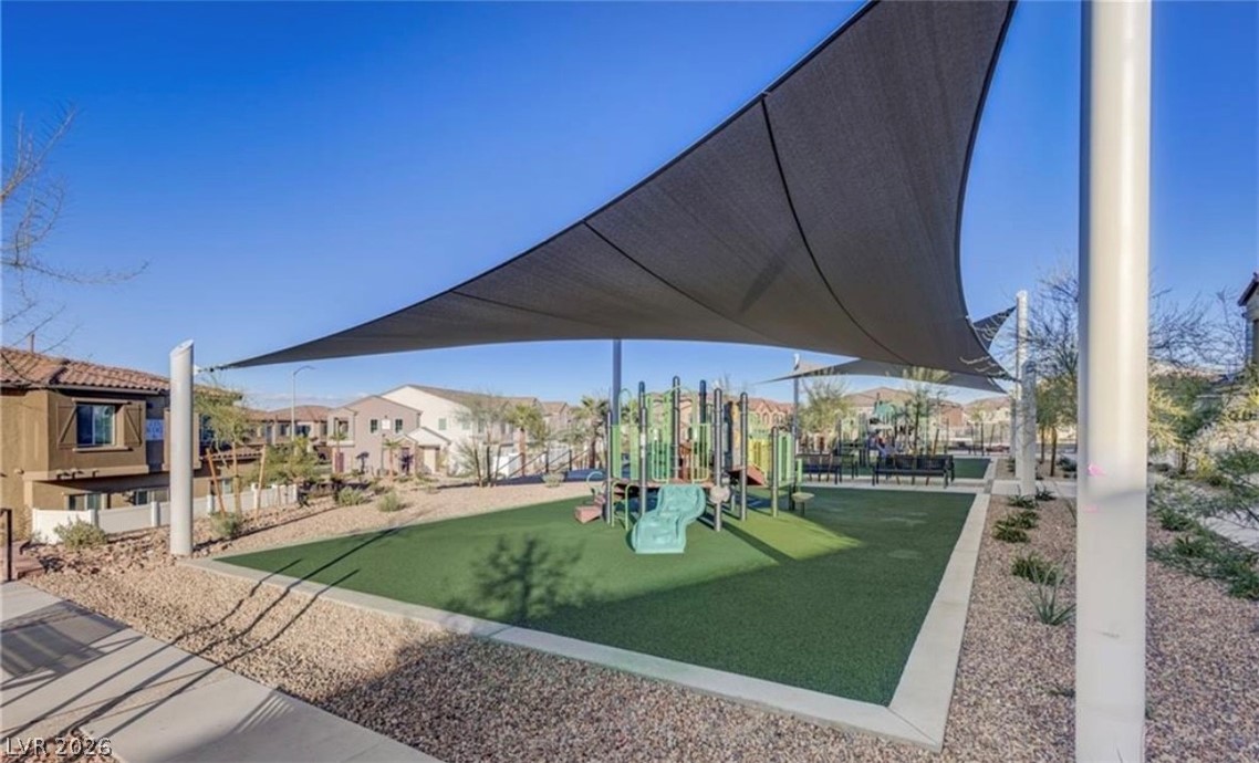 216 Callen Falls 1423 Henderson NV 89011