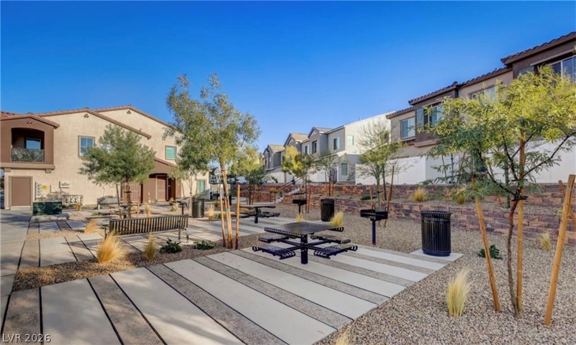 216 Callen Falls 1423 Henderson NV 89011