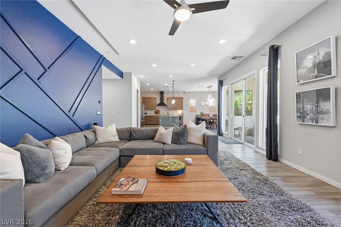 8587 Old Daylily Lane Las Vegas NV 89113
