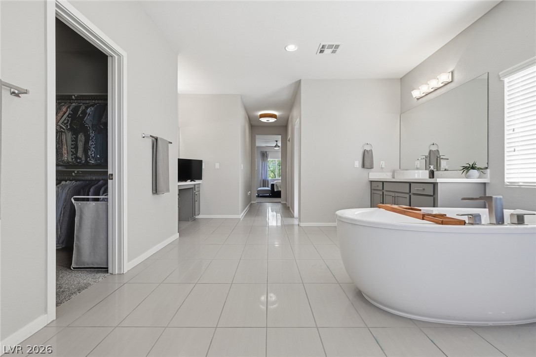 8587 Old Daylily Lane Las Vegas NV 89113