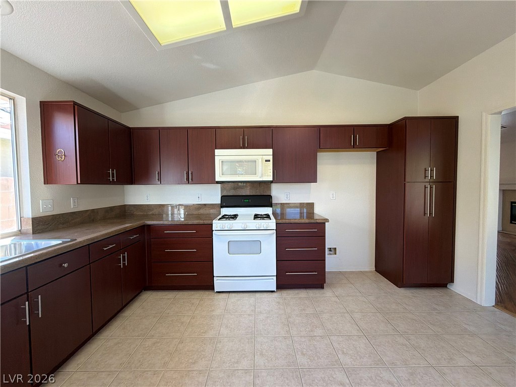 6916 Troubador Drive Las Vegas NV 89119