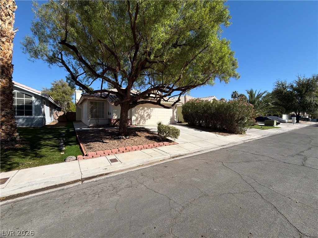 6916 Troubador Drive Las Vegas NV 89119