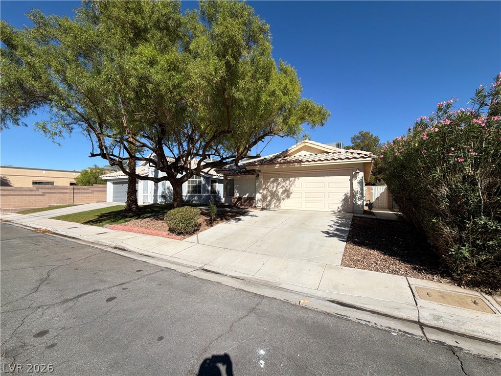 6916 Troubador Drive Las Vegas NV 89119