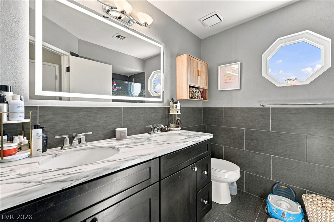6556 Gatehouse Lane Las Vegas NV 89108