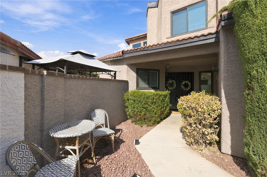 6556 Gatehouse Lane Las Vegas NV 89108