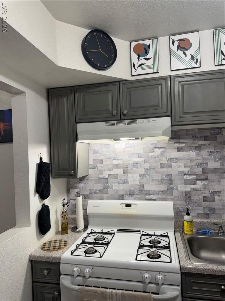 3982 Voxna Street Las Vegas NV 89119