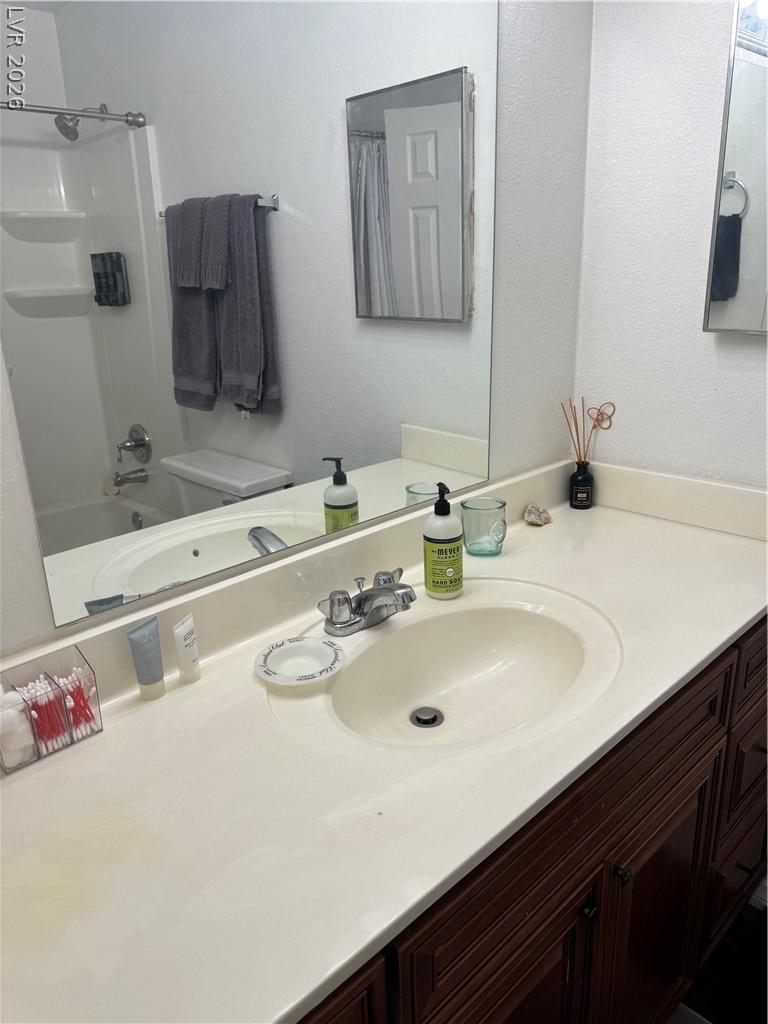 3982 Voxna Street Las Vegas NV 89119