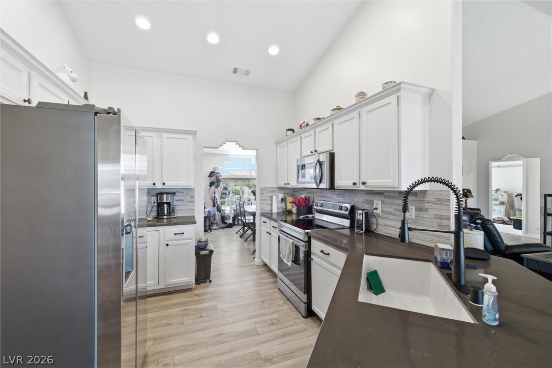 2100 Iroquois Avenue Pahrump NV 89048