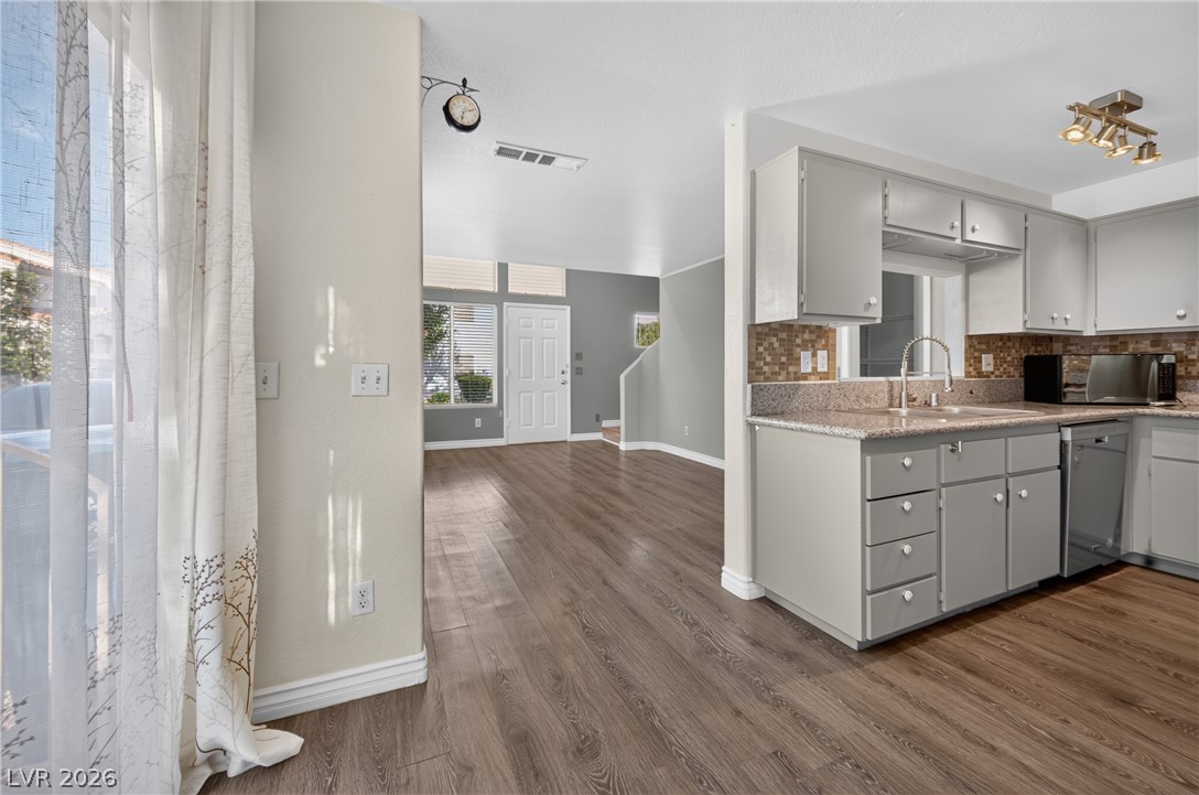4029 Castle Cove Drive Las Vegas NV 89108