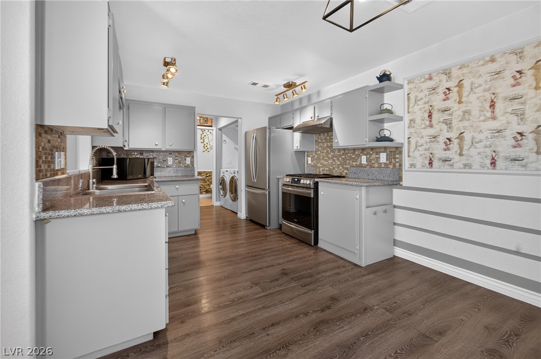 4029 Castle Cove Drive Las Vegas NV 89108