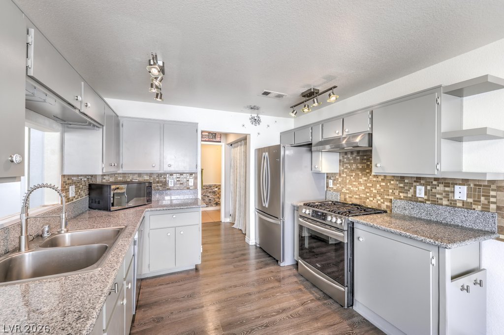 4029 Castle Cove Drive Las Vegas NV 89108