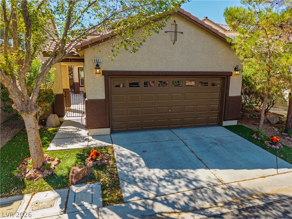 8861 Salvestrin Point Avenue Las Vegas NV 89148
