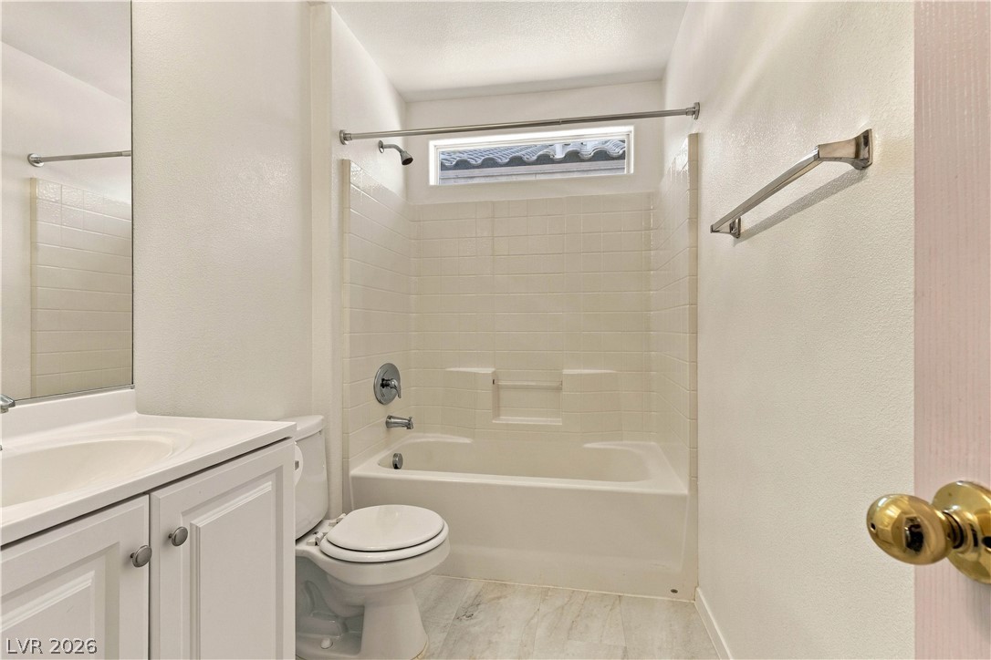 8861 Salvestrin Point Avenue Las Vegas NV 89148