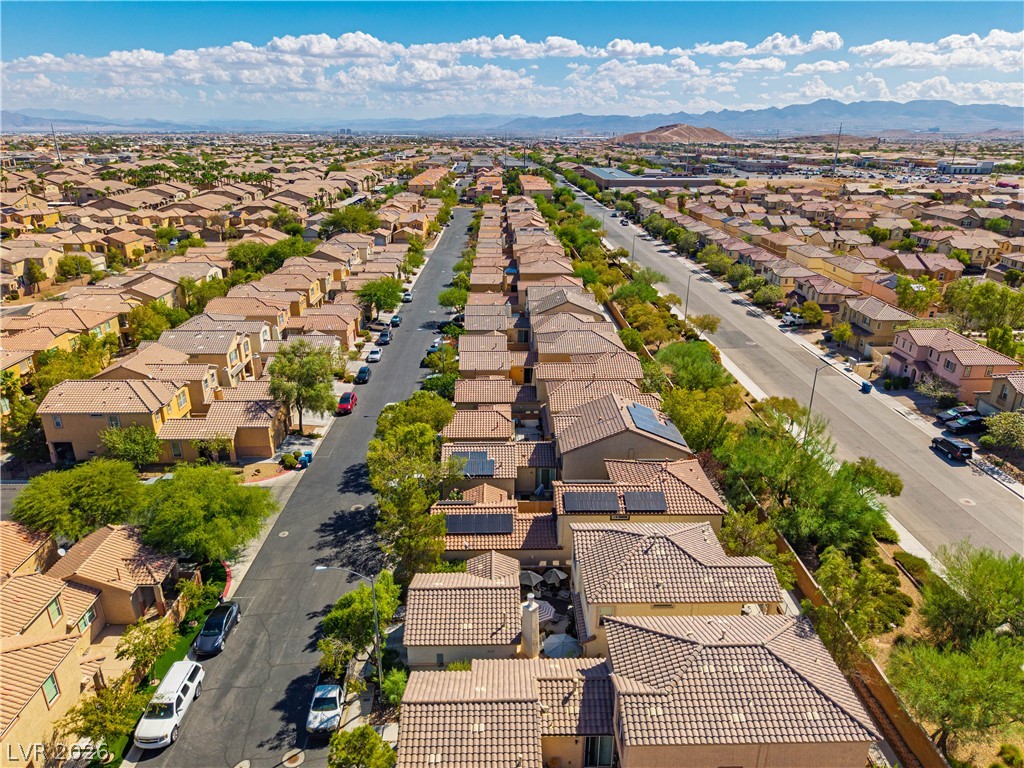 8861 Salvestrin Point Avenue Las Vegas NV 89148