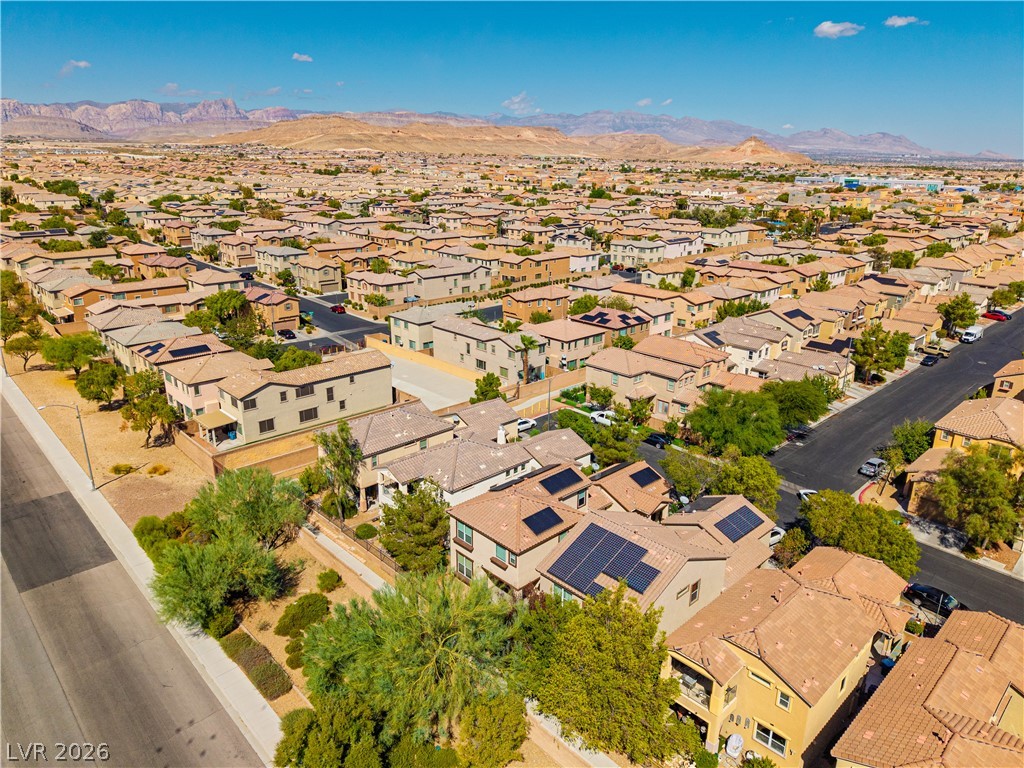 8861 Salvestrin Point Avenue Las Vegas NV 89148