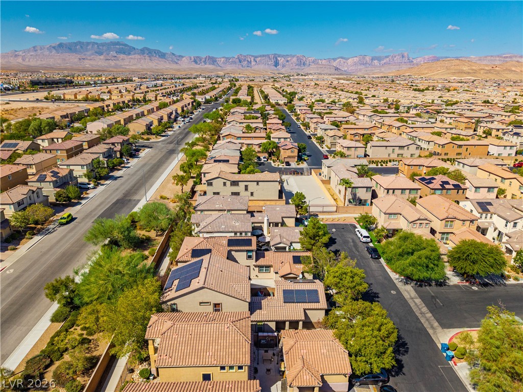 8861 Salvestrin Point Avenue Las Vegas NV 89148