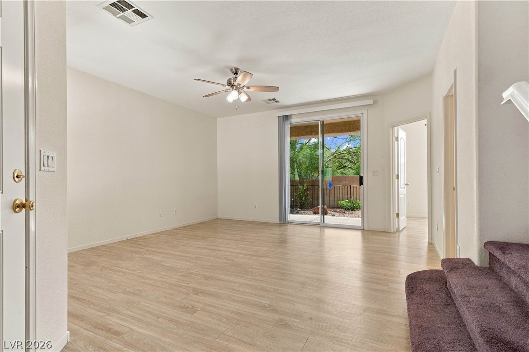 8861 Salvestrin Point Avenue Las Vegas NV 89148