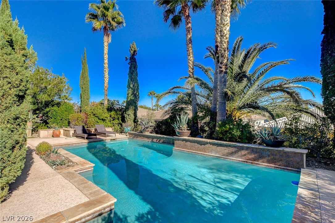 5152 Vincitor Street Las Vegas NV 89135