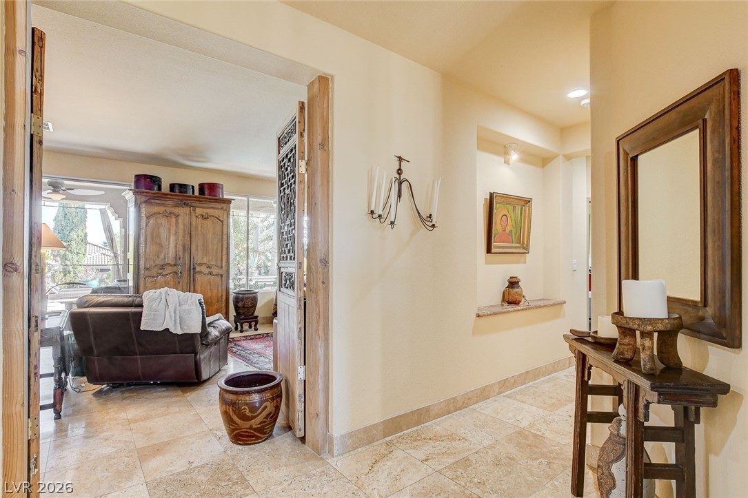 5152 Vincitor Street Las Vegas NV 89135