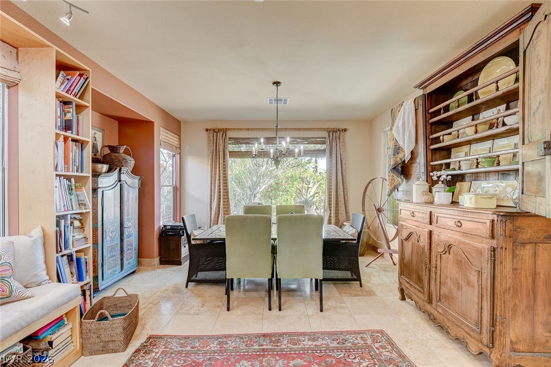 5152 Vincitor Street Las Vegas NV 89135