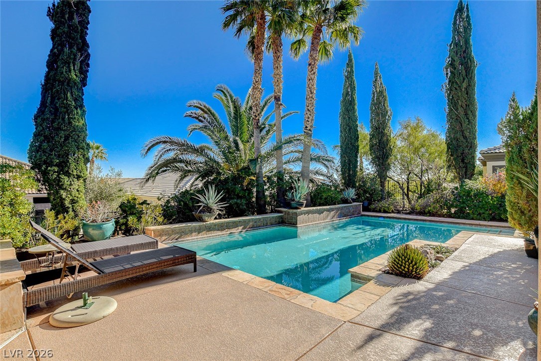 5152 Vincitor Street Las Vegas NV 89135