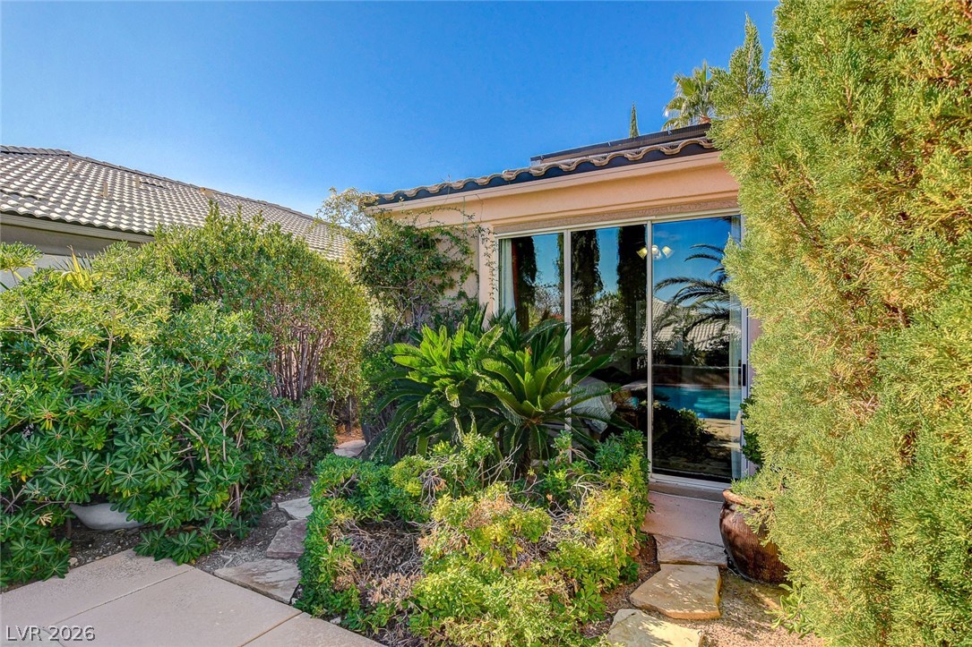 5152 Vincitor Street Las Vegas NV 89135