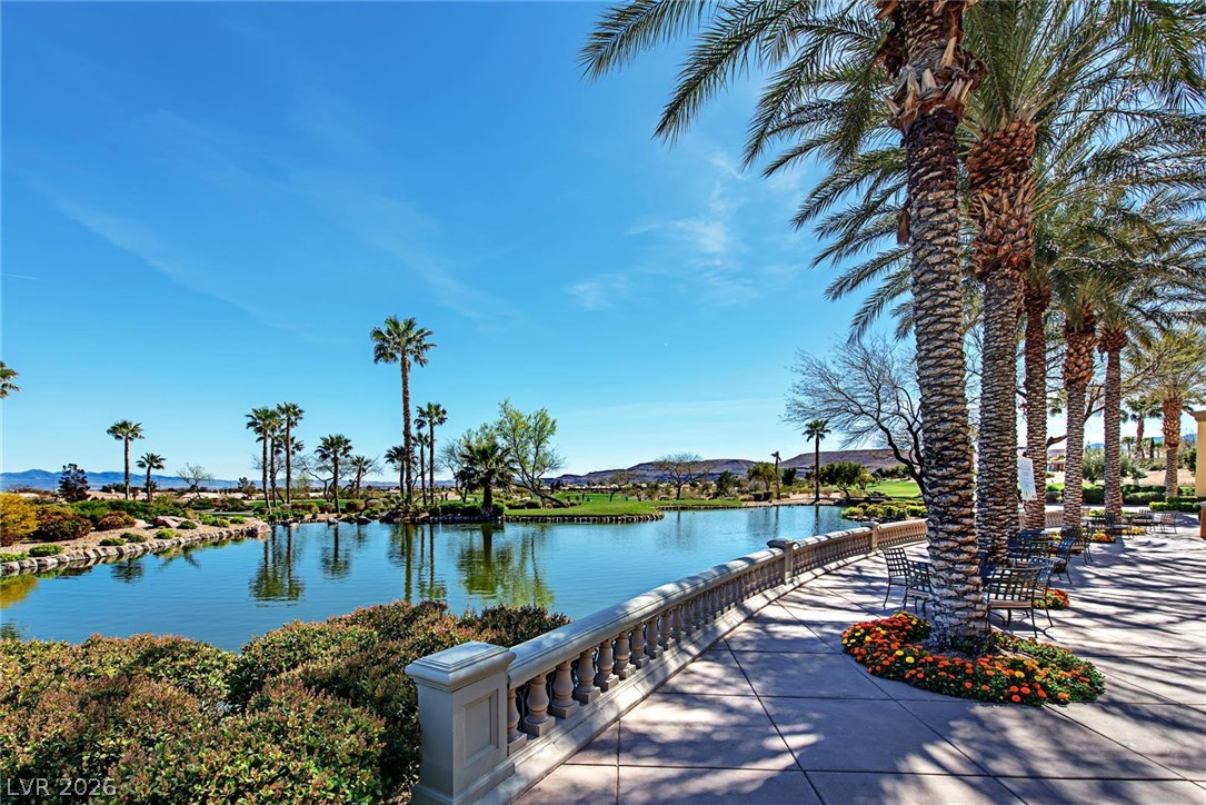 5152 Vincitor Street Las Vegas NV 89135